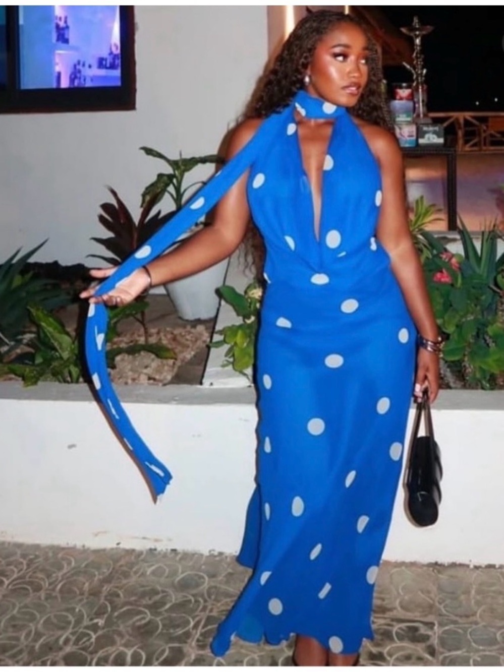 🔥🔥Zara Blue Polka Dot Halter Maxi Dress(sold out) - Picture 4 of 8